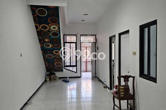 Kost untuk Dijual di Poris Punya 7 Kamar Kost untuk Dijual di Poris Punya 7 Kamar