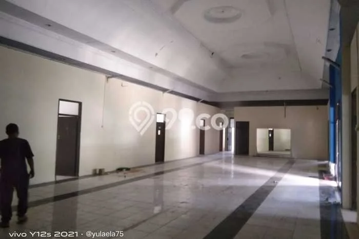 Disewakan Komersial di Kawasan Ramai Tangerang Kota Luas 577m2 Disewakan Komersial di Kawasan Ramai Tangerang Kota Luas 577m2