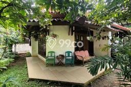 Jual Rumah Mewah Elegan Dengan View Eksklusif di Bintaro, Tangerang Selatan Jual Rumah Mewah Elegan Dengan View Eksklusif di Bintaro, Tangerang Selatan