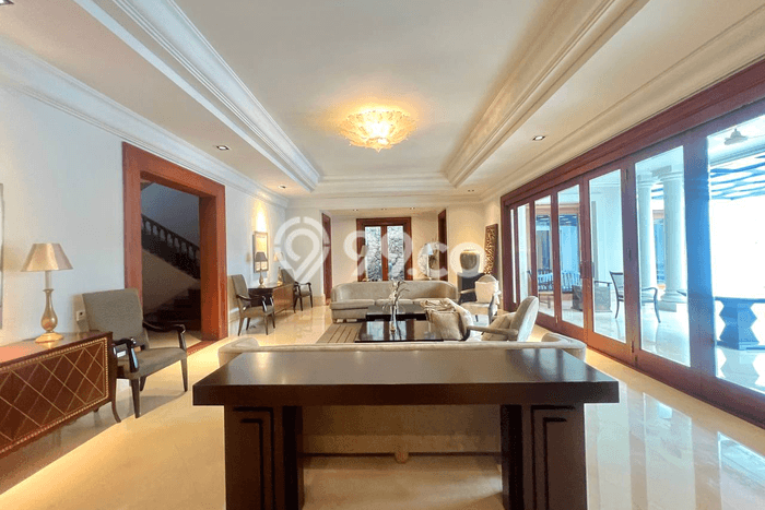 Disewakan Rumah Mewah LT 1400m2 / LB 1000m2 di Menteng, Jakarta Pusat Disewakan Rumah Mewah LT 1400m2 / LB 1000m2 di Menteng, Jakarta Pusat