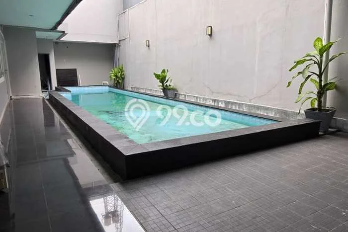 Sewa Rumah Modern di Menteng Harga Rp 750 Juta/ Tahun Sewa Rumah Modern di Menteng Harga Rp 750 Juta/ Tahun