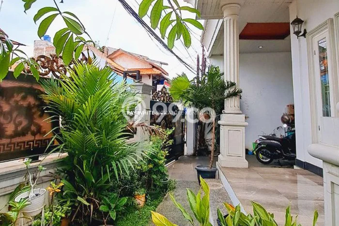 Rumah Elit Modern Siap Huni di Jati Padang Jakarta Selatan Rumah Elit Modern Siap Huni di Jati Padang Jakarta Selatan