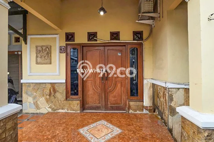 Dijual Rumah Luas Elegan Dengan View Cantik di Guntur, Jakarta Selatan Dijual Rumah Luas Elegan Dengan View Cantik di Guntur, Jakarta Selatan