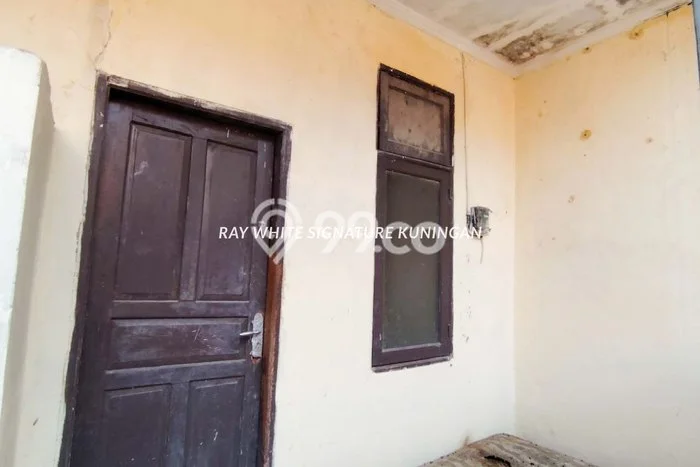 Rumah Modern Minimalis 8 KT Siap Huni di Tebet Rumah Modern Minimalis 8 KT Siap Huni di Tebet