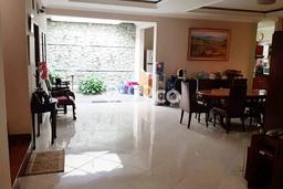 Dijual Rumah Mewah Elegan Dengan View Eksklusif di Bandung Kota, Bandung Dijual Rumah Mewah Elegan Dengan View Eksklusif di Bandung Kota, Bandung