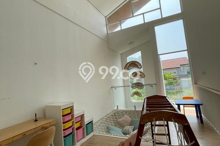 Ready to Use! Luxury House LT 444m2 Desain Modern di Dago Pakar Ready to Use! Luxury House LT 444m2 Desain Modern di Dago Pakar