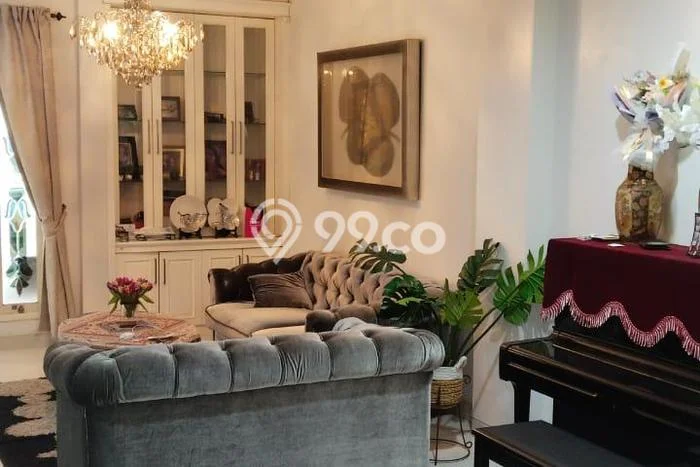 Rumah Eksklusif Siap Huni LT 160m2 di BSD, Tangerang Selatan Rumah Eksklusif Siap Huni LT 160m2 di BSD, Tangerang Selatan