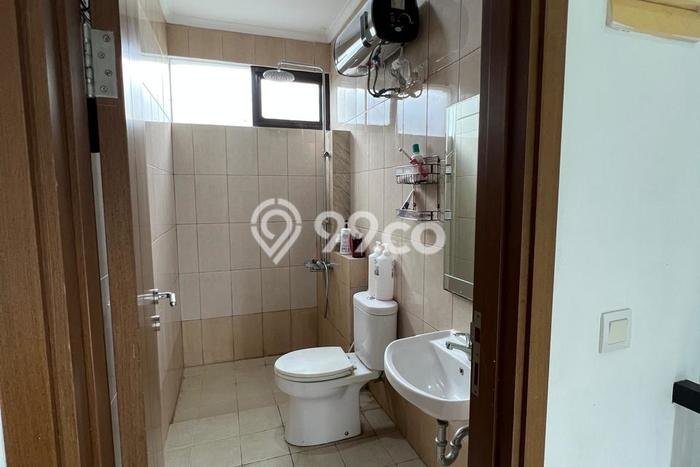 Dijual Rumah 2 Kamar Lokasi Strategis Nyaman dan Strategis di BSD Dijual Rumah 2 Kamar Lokasi Strategis Nyaman dan Strategis di BSD
