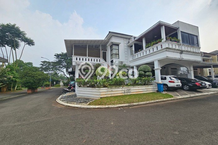 Siap Huni Hunian Elit 4 Kamar di BSD Dekat ke Mana Saja Siap Huni Hunian Elit 4 Kamar di BSD Dekat ke Mana Saja