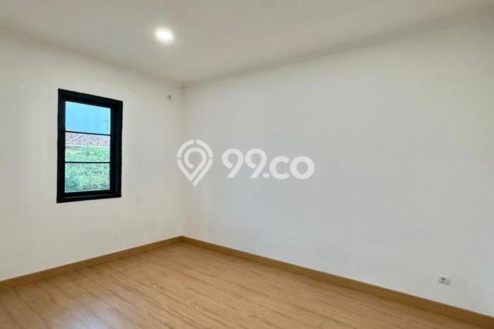 Siap Huni Rumah Mewah 3 Kamar di BSD Dekat ke Mana Pun Siap Huni Rumah Mewah 3 Kamar di BSD Dekat ke Mana Pun