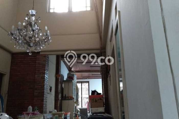 Rumah Mewah Dijual LT 240m2 di BSD, Tangerang Selatan Rumah Mewah Dijual LT 240m2 di BSD, Tangerang Selatan