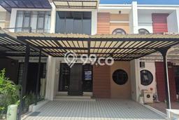 Rumah 2 KT 2 KM Newly Renovated di Lokasi Prestisius Green Lake City, Jakarta Barat Rumah 2 KT 2 KM Newly Renovated di Lokasi Prestisius Green Lake City, Jakarta Barat