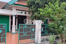 Rumah Bagus area Sektor 1B-Gading Serpong, Tangerang, Luas Tanah 250m2m², Luas Bangunan 122m2m² Rumah Bagus area Sektor 1B-Gading Serpong, Tangerang, Luas Tanah 250m2m², Luas Bangunan 122m2m²