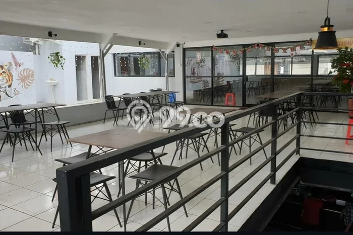 Lokasi Strategis! Dijual Ruko Bisnis di Tambora, Jakarta Barat Kondisi Baik Lokasi Strategis! Dijual Ruko Bisnis di Tambora, Jakarta Barat Kondisi Baik