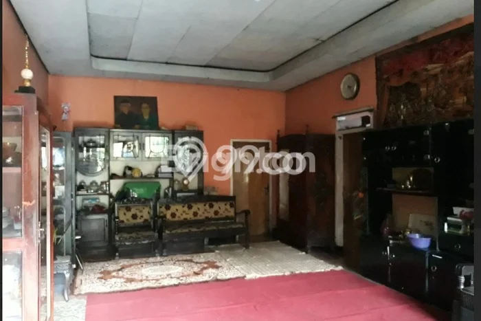 Dijual Cepat Rumah Bagus Siap Huni LB 250m2 di Sumedang Selatan, Sumedang Dijual Cepat Rumah Bagus Siap Huni LB 250m2 di Sumedang Selatan, Sumedang