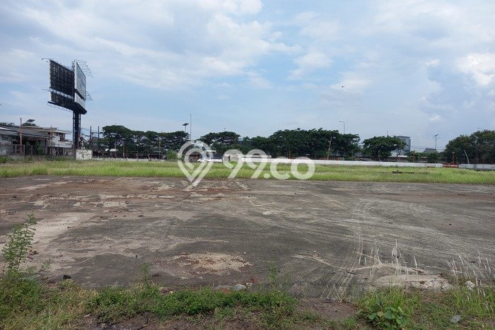 Tanah Disewa Strategis di Jakarta Barat Luas 8300m2 Tanah Disewa Strategis di Jakarta Barat Luas 8300m2