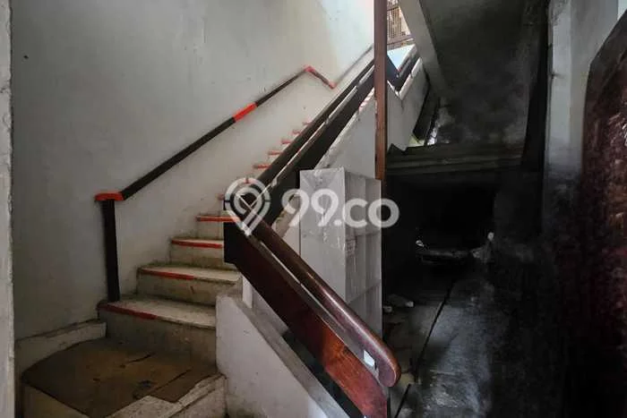 Komersial Dijual Lokasi Emas di Semarang Tengah Luas 800m2 Komersial Dijual Lokasi Emas di Semarang Tengah Luas 800m2