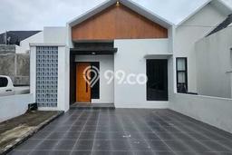 Rumah Modern Cantik 2 KT Bisa Langsung Pindah di Pedurungan Rumah Modern Cantik 2 KT Bisa Langsung Pindah di Pedurungan