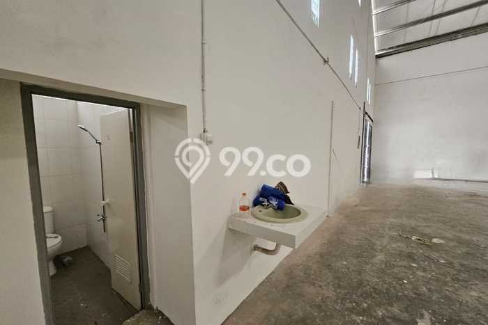 Disewakan Gudang di Semarang Barat Semarang LT 600m2, LB 480m2 Disewakan Gudang di Semarang Barat Semarang LT 600m2, LB 480m2