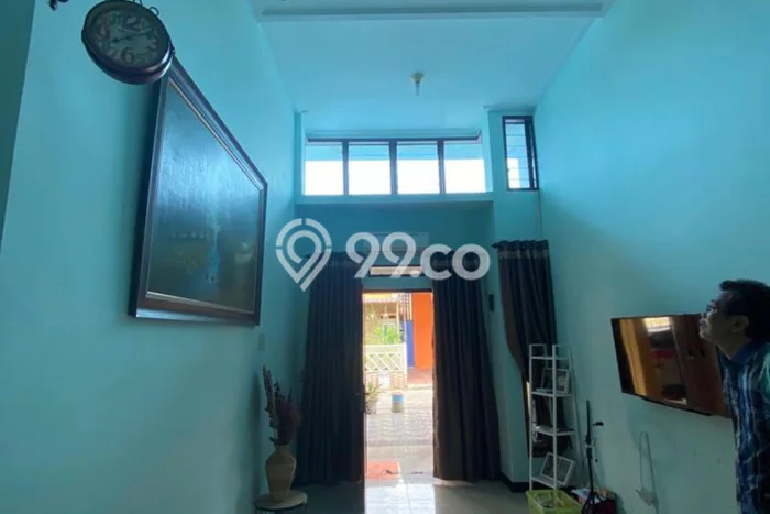 Lokasi terbaik! Rumah siap pakai dikontrakkan di Medan Johor LB 100m2 Lokasi terbaik! Rumah siap pakai dikontrakkan di Medan Johor LB 100m2