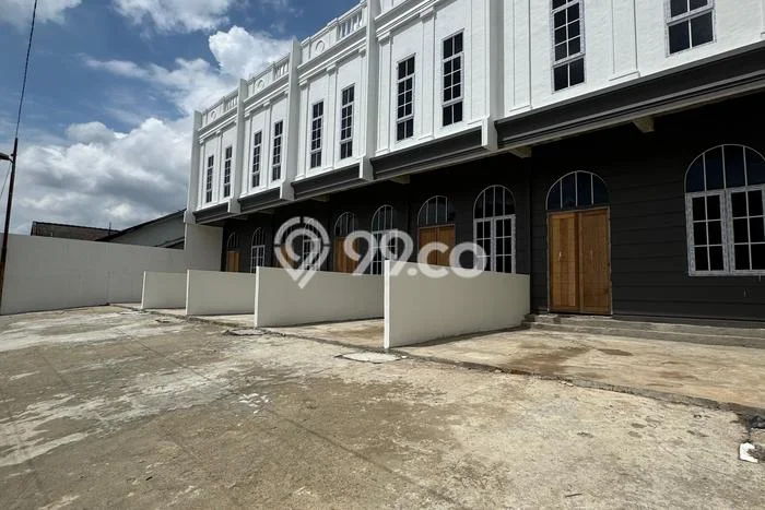 Dijual Ruko di Medan Perjuangan Medan LT 60m2 / LB 150m2 Dijual Ruko di Medan Perjuangan Medan LT 60m2 / LB 150m2