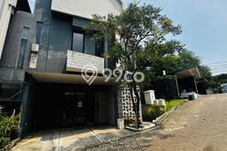 Rumah Luas Asri 3 KT Siap Pakai di Cinere Jakarta Selatan Rumah Luas Asri 3 KT Siap Pakai di Cinere Jakarta Selatan