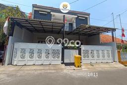 For Sale Rumah 10 Kamar Lokasi Strategis Nyaman dan Strategis di Serpong For Sale Rumah 10 Kamar Lokasi Strategis Nyaman dan Strategis di Serpong