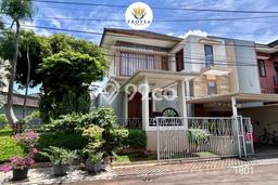 Ready to Use! Luxury House LT 216m2 Desain Elegan di BSD Nusaloka Ready to Use! Luxury House LT 216m2 Desain Elegan di BSD Nusaloka