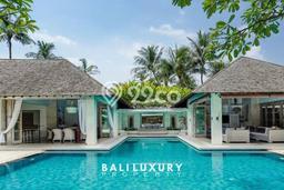 HARGA MENARIK! Vila Kawasan , Luas 1015m2m², Area Premium dengan jalan mudah HARGA MENARIK! Vila Kawasan , Luas 1015m2m², Area Premium dengan jalan mudah