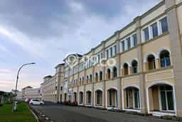 AREA BISNIS! Ruko Kawasan Mapanget, Luas 225m2m², Akses Strategis AREA BISNIS! Ruko Kawasan Mapanget, Luas 225m2m², Akses Strategis