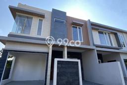 Hunian Mewah Siap Huni LT 124m2 di Rungkut, Surabaya Hunian Mewah Siap Huni LT 124m2 di Rungkut, Surabaya