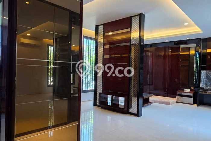 Ready to Use! Premium House LT 375m2 Desain Modern di Citraland Ready to Use! Premium House LT 375m2 Desain Modern di Citraland