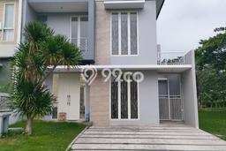 Jual Rumah Mewah Elegan Dengan View Eksklusif di Pakuwon City, Surabaya Jual Rumah Mewah Elegan Dengan View Eksklusif di Pakuwon City, Surabaya