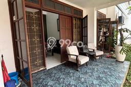 Dijual Rumah Premium dengan Fasilitas Sekitar Lengkap di Ngagel, Surabaya Dijual Rumah Premium dengan Fasilitas Sekitar Lengkap di Ngagel, Surabaya
