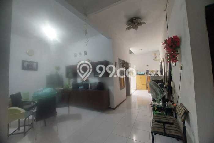 Rumah Modern Cantik 4 Kamar Bisa Langsung Pindah di Wiyung Rumah Modern Cantik 4 Kamar Bisa Langsung Pindah di Wiyung