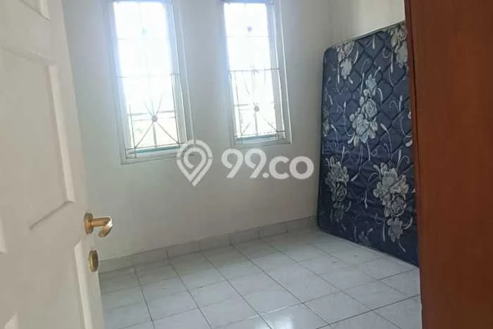 Jarang Ada! Rumah Sewa 3 Kamar Bagus Siap Huni Legenda Wisata Jarang Ada! Rumah Sewa 3 Kamar Bagus Siap Huni Legenda Wisata