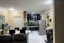 Rumah Luxury Modern Tanpa Renovasi di Kota Wisata Bogor Rumah Luxury Modern Tanpa Renovasi di Kota Wisata Bogor