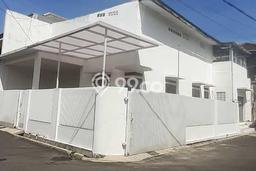 Hunian Cantik Minimalis Lb 170m2 di Antapani, Bandung Hunian Cantik Minimalis Lb 170m2 di Antapani, Bandung