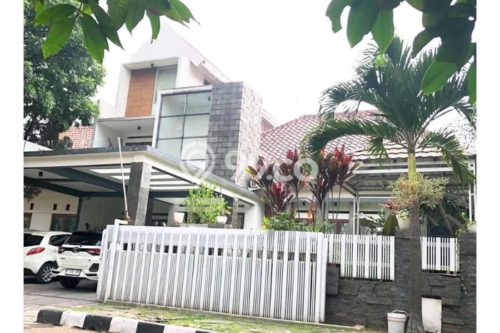 Siap Huni Rumah Mewah 5 Kamar di Antapani Dekat ke Mana Saja Siap Huni Rumah Mewah 5 Kamar di Antapani Dekat ke Mana Saja