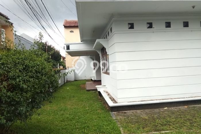 Unit Komersial Disewakan di Bandung Area Strategis Harga Kompetitif Unit Komersial Disewakan di Bandung Area Strategis Harga Kompetitif