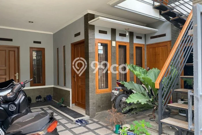 Dijual Cepat Rumah Favorit Siap Huni LB 270m2 di Batununggal, Bandung Dijual Cepat Rumah Favorit Siap Huni LB 270m2 di Batununggal, Bandung
