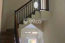 Disewakan! Rumah 4 Kamar Tidur &
3 Kamar Mandi di Soekarno Hatta, Bandung Disewakan! Rumah 4 Kamar Tidur &
3 Kamar Mandi di Soekarno Hatta, Bandung