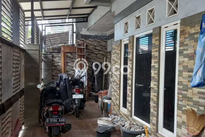 Rumah Mewah Dijual LT 119m2 di Astanaanyar, Bandung Rumah Mewah Dijual LT 119m2 di Astanaanyar, Bandung