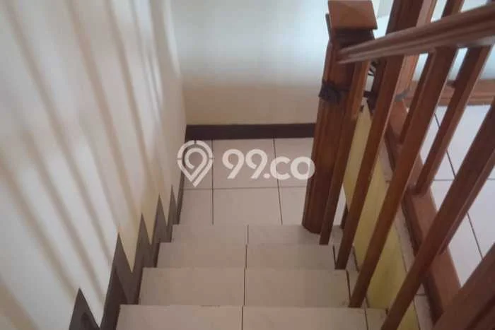 Rumah Kontrakan Bandung LT 240m2 LB 170m2 Kawasan Cikutra Rumah Kontrakan Bandung LT 240m2 LB 170m2 Kawasan Cikutra