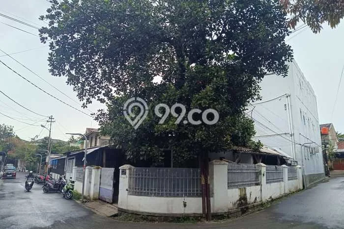 Disewakan! Rumah 6 Kamar Tidur &
3 Kamar Mandi di Cikutra, Bandung Disewakan! Rumah 6 Kamar Tidur &
3 Kamar Mandi di Cikutra, Bandung