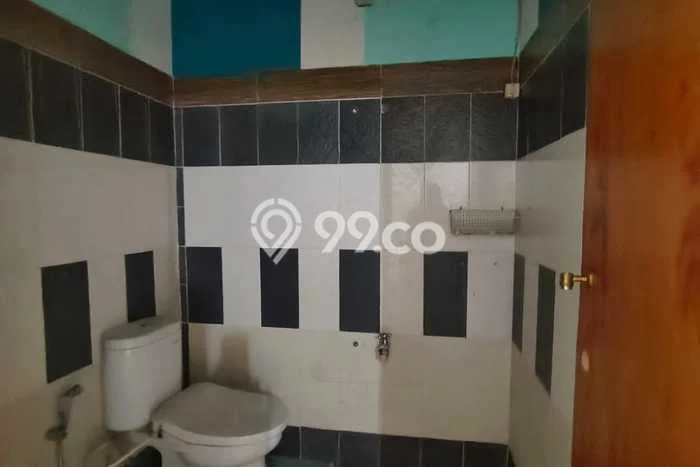 Lokasi terbaik! Rumah siap pakai disewakan di Bojongsoang LB 140m2 Lokasi terbaik! Rumah siap pakai disewakan di Bojongsoang LB 140m2