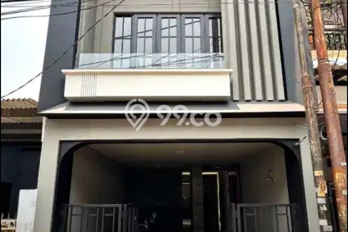 Dijual Cepat Rumah Strategis LT 52m2 LB 100m2 di Jakarta Barat Cocok untuk Hunian Dijual Cepat Rumah Strategis LT 52m2 LB 100m2 di Jakarta Barat Cocok untuk Hunian