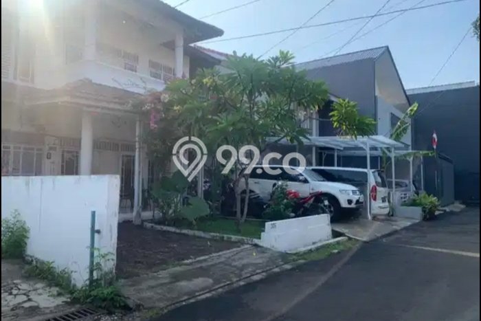 Hunian Eksklusif Dijual LT 272m2 di Kebayoran Lama, Jakarta Selatan Hunian Eksklusif Dijual LT 272m2 di Kebayoran Lama, Jakarta Selatan