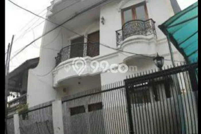 Rumah Mewah Akses Mudah di Jakarta Selatan Rumah Mewah Akses Mudah di Jakarta Selatan