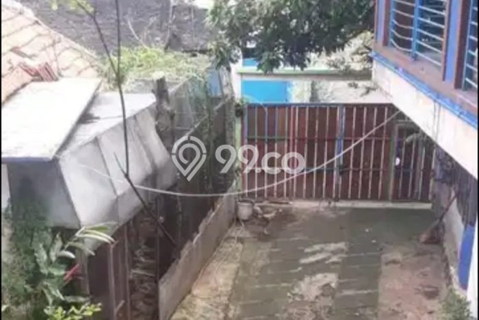 Dijual Rumah Eksklusif 14 KT di Kalisari, Jakarta Timur Dijual Rumah Eksklusif 14 KT di Kalisari, Jakarta Timur